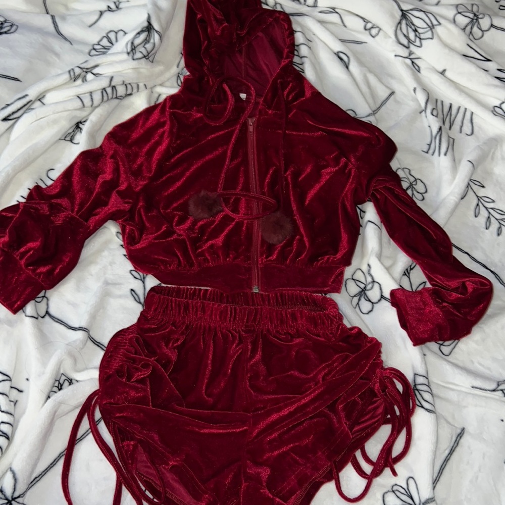 RED SATIN DRAWSTRING TWO PIECE SET ❤️